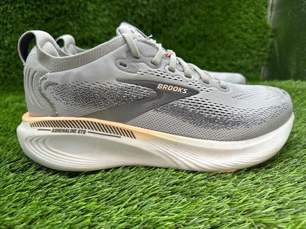Brooks Adrenaline GTS 25 1204431B032 Athletic Sneaker Women's 9.5B Gray Mesh Gym